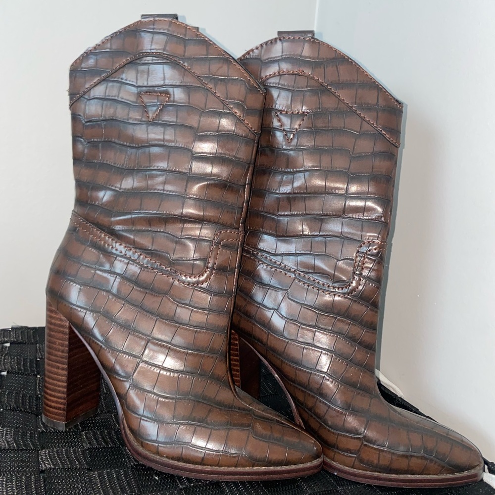Guess brand - brown snake print boots